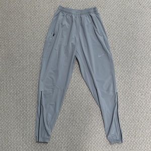 NIKE Dri-Fit Ultra Lightweight Running Pants - Small